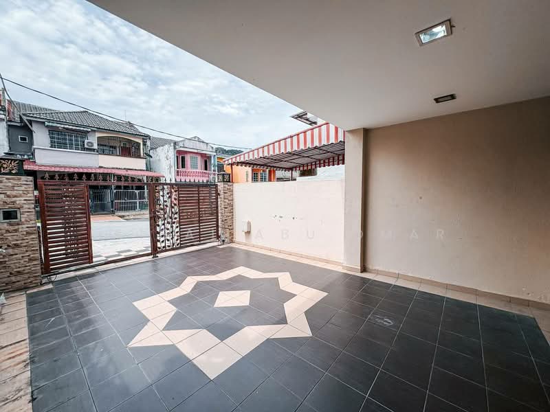 Rumah Teres 2 Tingkat untuk Dijual di Taman Sri Gombak (Gombak) - Faisal Abu Omar - Exterior - PropertyGuru.com.my