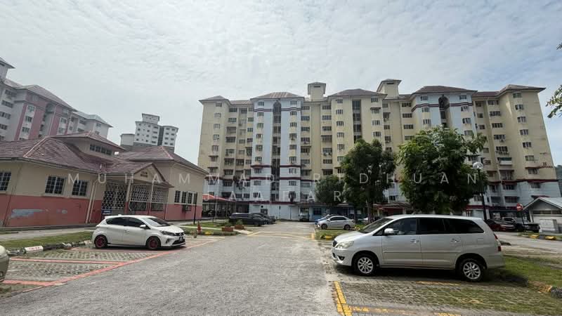 Pangsapuri untuk Dijual di Tasik Heights Apartment - Muhammad Ridhuan Jaafar - Exterior - PropertyGuru.com.my