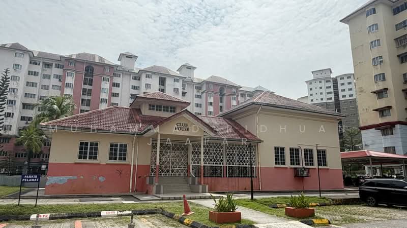 Pangsapuri untuk Dijual di Tasik Heights Apartment - Muhammad Ridhuan Jaafar - Exterior - PropertyGuru.com.my