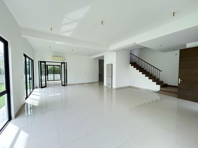 Rumah Teres 2-Tingkat untuk Dijual di Kota Kemuning (Shah Alam) - Kai Shwen Lai - Living Room - PropertyGuru.com.my
