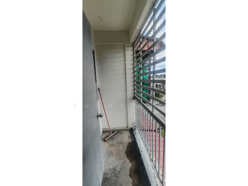 Rumah Flat untuk Disewa di Taman Tambun Indah - Sunny Lok - Balcony - PropertyGuru.com.my
