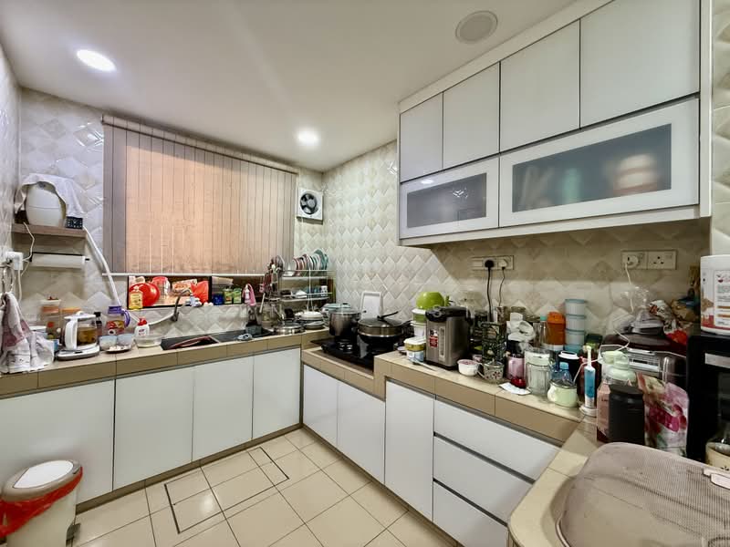 Rumah Teres 2 Tingkat untuk Dijual di Taman Putra (Ampang) - Denver Sin - Kitchen - PropertyGuru.com.my