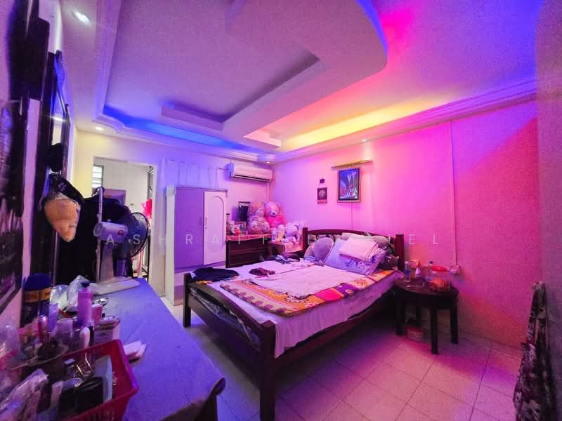 Rumah Teres untuk Dijual di Bandar Tun Hussein Onn (Cheras) - Ashraff Daniel - Bedroom - PropertyGuru.com.my