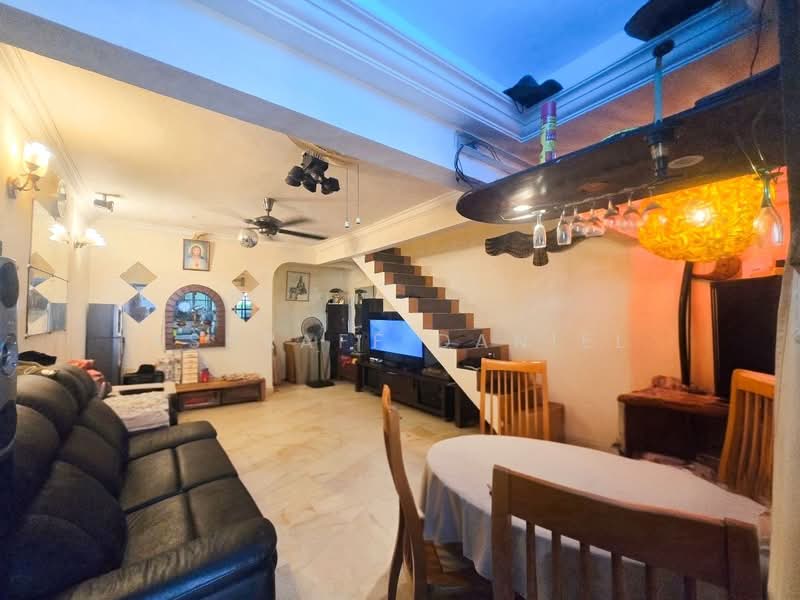 Rumah Teres untuk Dijual di Bandar Tun Hussein Onn (Cheras) - Ashraff Daniel - Living Room - PropertyGuru.com.my