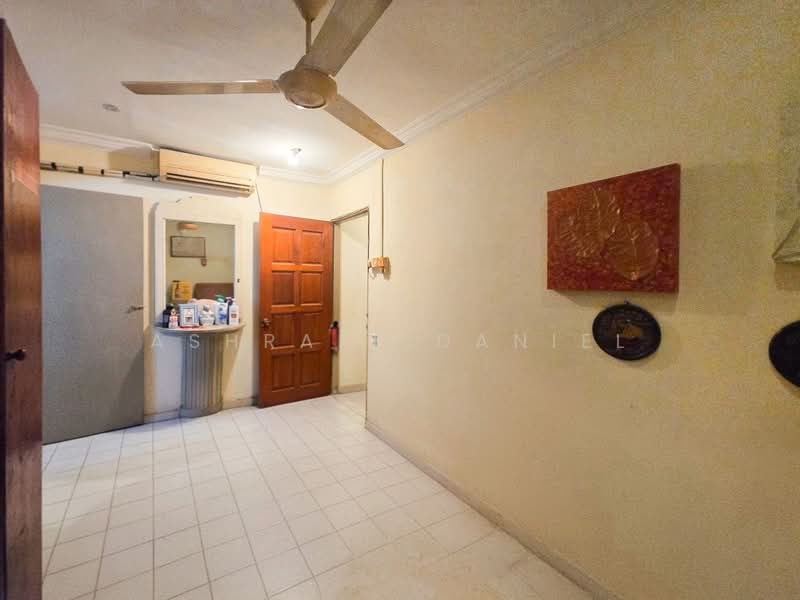 Rumah Teres untuk Dijual di Bandar Tun Hussein Onn (Cheras) - Ashraff Daniel - Interior - PropertyGuru.com.my