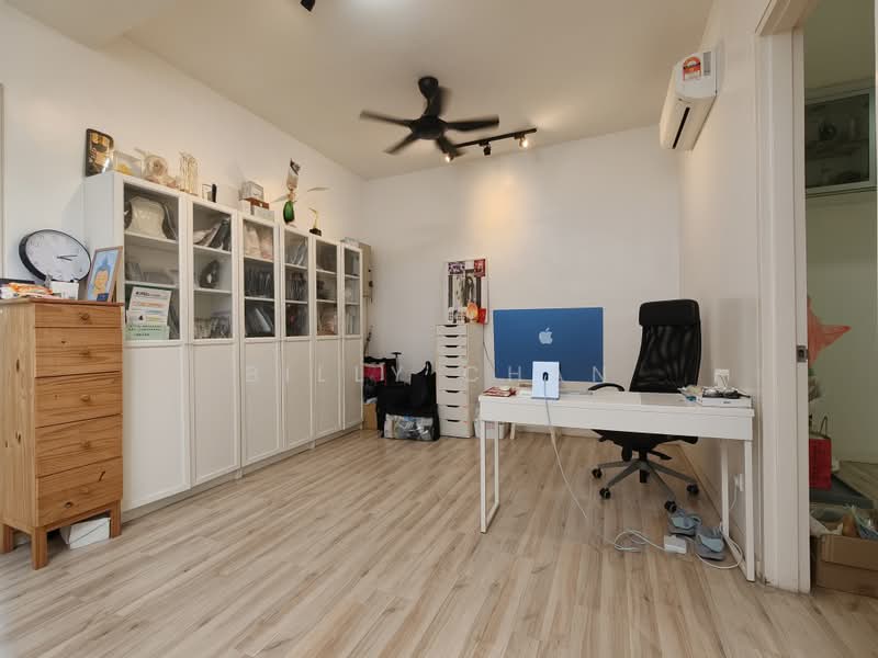 Rumah Teres 3 Tingkat untuk Dijual di Puchong (Selangor) - Billy Chan - Study - PropertyGuru.com.my