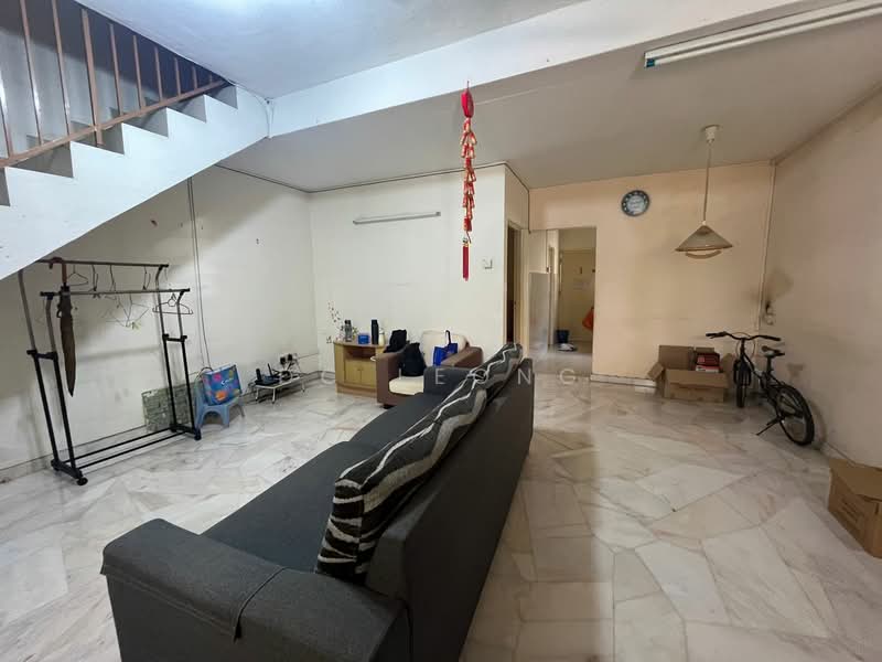 Rumah Teres 2 Tingkat untuk Dijual di Taman Sungai Besi Indah (Seri Kembangan) - DC Leong - PropertyGuru.com.my