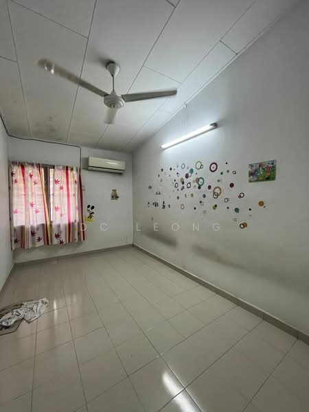 Rumah Teres 2 Tingkat untuk Dijual di Taman Sungai Besi Indah (Seri Kembangan) - DC Leong - PropertyGuru.com.my