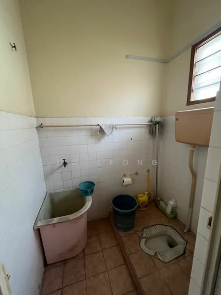 Rumah Teres 2 Tingkat untuk Dijual di Taman Sungai Besi Indah (Seri Kembangan) - DC Leong - PropertyGuru.com.my