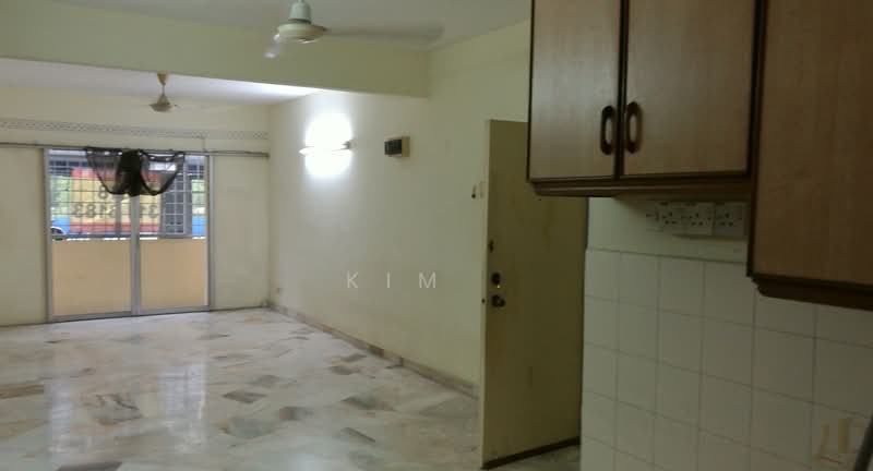 Apartment for Sale at Subang Perdana Goodyear Court 1 - Kim Lai - Living Room - PropertyGuru.com.my