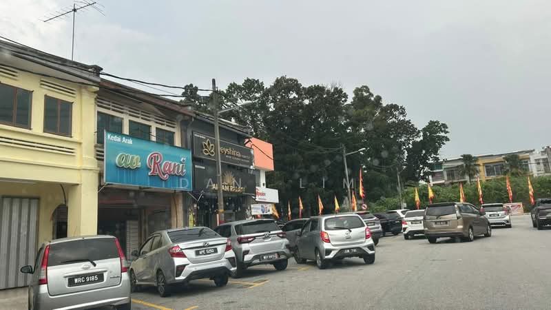 Shop for Rent in Pusat Bandar Rawang (Rawang) - Dani Lim - Exterior - PropertyGuru.com.my