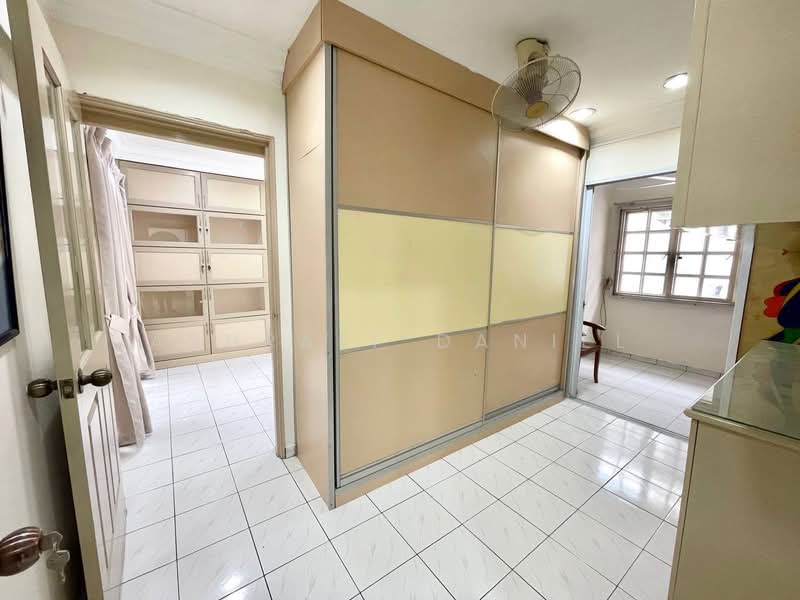 Rumah Berkembar untuk Dijual di Seksyen 9 (Shah Alam) - Ashraff Daniel - Interior - PropertyGuru.com.my