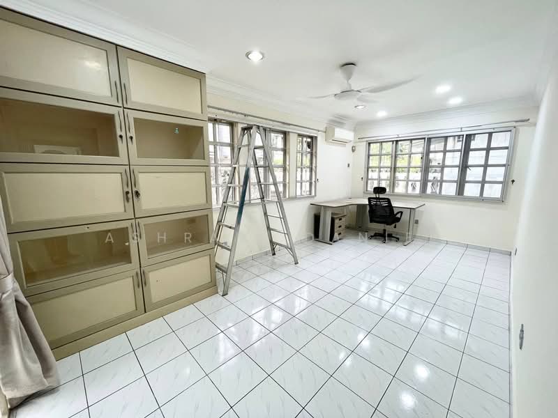 Rumah Berkembar untuk Dijual di Seksyen 9 (Shah Alam) - Ashraff Daniel - Study - PropertyGuru.com.my