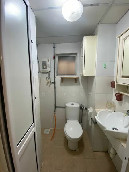 Kondominium untuk Dijual di Warisan City View - DC Leong - Bathroom - PropertyGuru.com.my