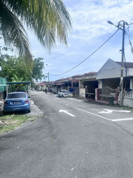 1-storey Terraced House for Sale in Semenyih (Selangor) - Fayyadh Setak - Exterior - PropertyGuru.com.my