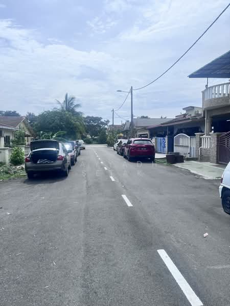 1-storey Terraced House for Sale in Semenyih (Selangor) - Fayyadh Setak - Exterior - PropertyGuru.com.my