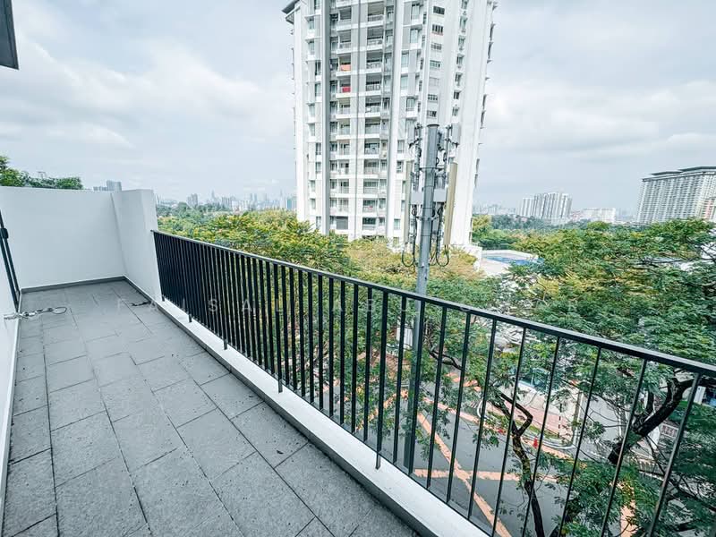 Rumah Teres 3 Tingkat untuk Dijual di Taman Melawati (Ulu Kelang) - Faisal Abu Omar - Balcony - PropertyGuru.com.my
