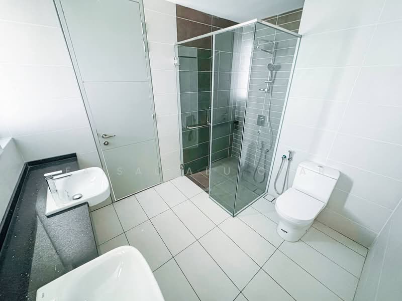 Rumah Teres 3 Tingkat untuk Dijual di Taman Melawati (Ulu Kelang) - Faisal Abu Omar - Bathroom - PropertyGuru.com.my