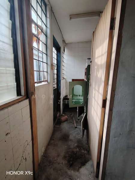 1-storey Terraced House for Sale in Taman Tas (Kuantan) - Mohammad Azizi - PropertyGuru.com.my