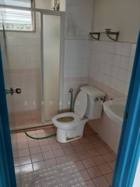 Condominium for Sale at Paradesa Rustica - Bernard Tay - Bathroom - PropertyGuru.com.my