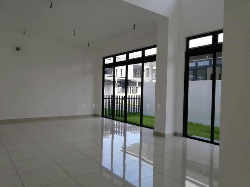 Semi-Detached House for Sale in Setia Alam (Selangor) - Jess Tee - Living Room - PropertyGuru.com.my