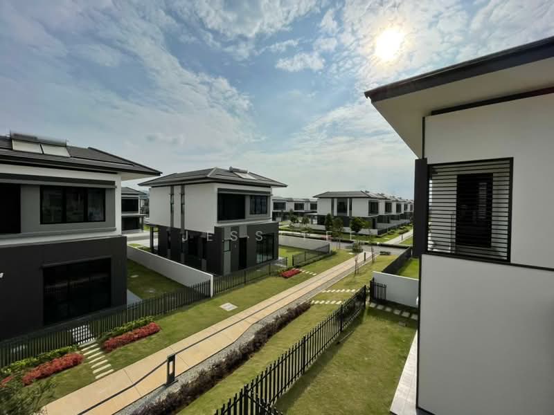 Semi-Detached House for Sale in Setia Alam (Selangor) - Jess Tee - Exterior - PropertyGuru.com.my