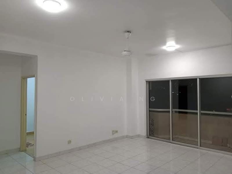 Kondominium untuk Dijual di Midah Ria Condominium - Olivia Ng - Living Room - PropertyGuru.com.my