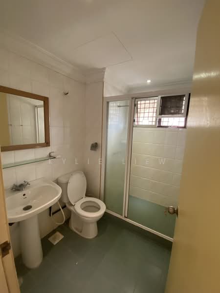 Kondominium untuk Dijual di Menara Polo - Kylie Liew - Bathroom - PropertyGuru.com.my