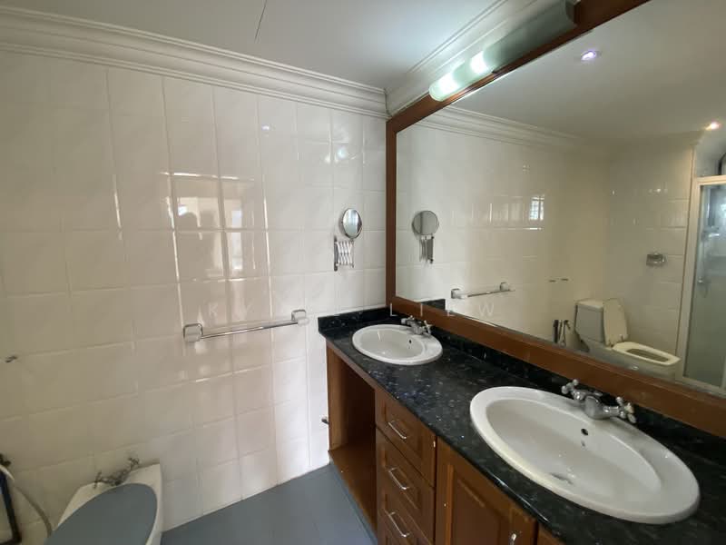 Kondominium untuk Dijual di Menara Polo - Kylie Liew - Bathroom - PropertyGuru.com.my