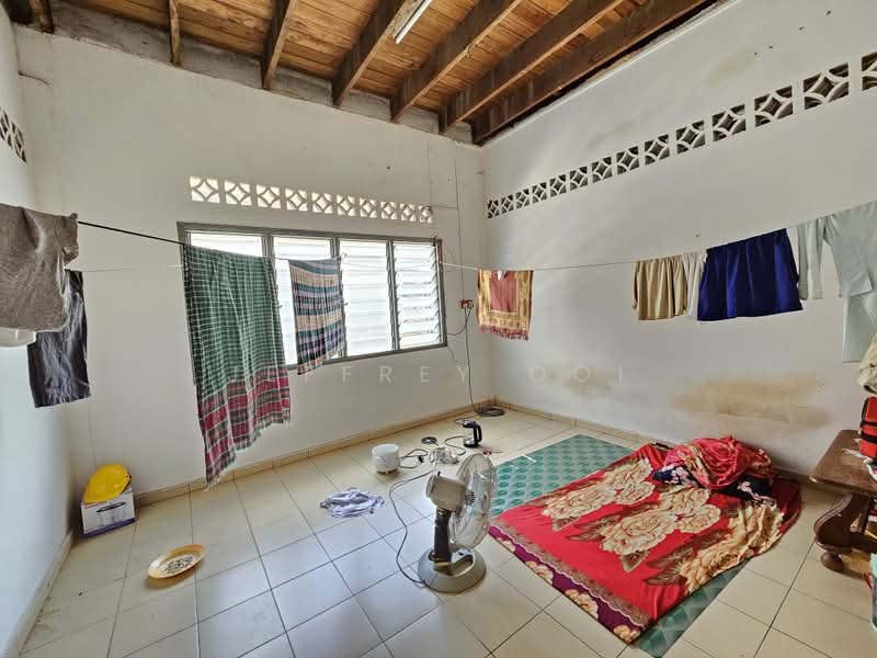 Bungalow for Rent in Kampung Cheras Baru (Ampang) - Jeffrey Ooi - Bedroom - PropertyGuru.com.my