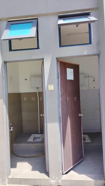 Detached Factory for Rent in Bandar Puncak Alam (Puncak Alam) - Koei See - Bathroom - PropertyGuru.com.my