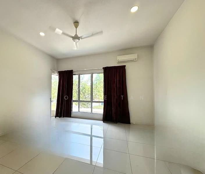 Rumah Teres 2 Tingkat untuk Dijual di Ambang Botanic (Klang) - Joanne Tan - Living Room - PropertyGuru.com.my