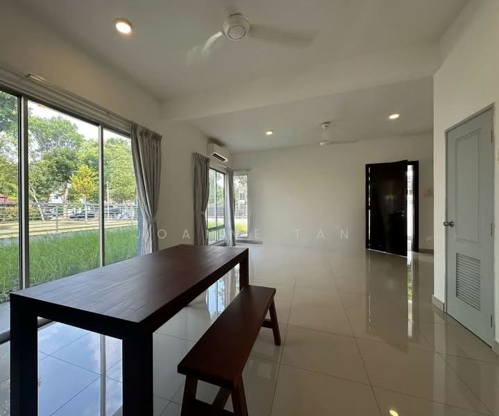 Rumah Teres 2 Tingkat untuk Dijual di Ambang Botanic (Klang) - Joanne Tan - Dining Room - PropertyGuru.com.my