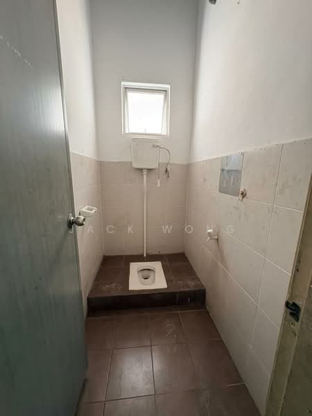 Shop for Rent in Pulai (Johor) - Jack Wong - Bathroom - PropertyGuru.com.my