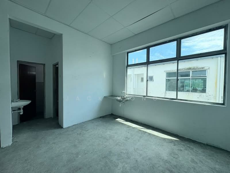 Shop for Rent in Pulai (Johor) - Jack Wong - Interior - PropertyGuru.com.my