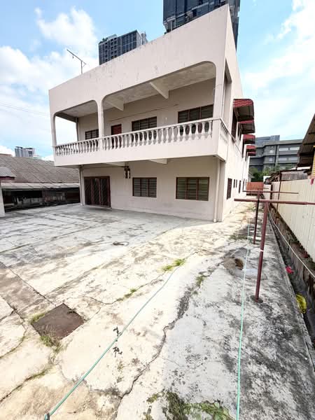 Bungalow for Rent in Sungai Way Free Indsutrial Zone (Petaling Jaya) - Weng Tan - Exterior - PropertyGuru.com.my