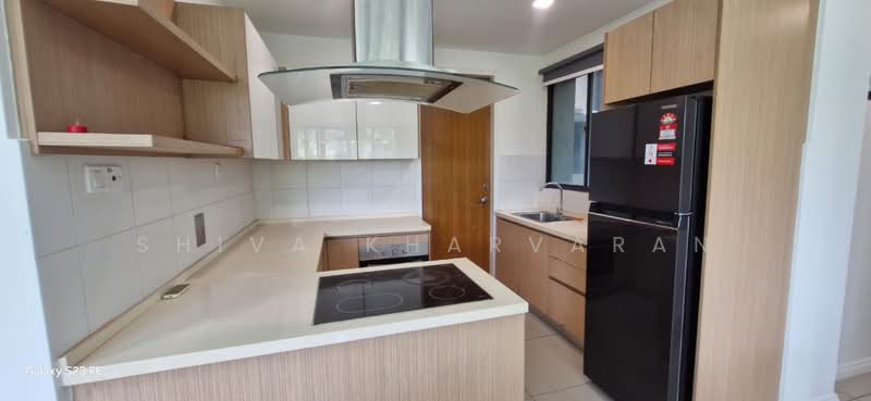Servis Apartment untuk Disewa di Setia SKY Residences - Shiva Kharvaran - Kitchen - PropertyGuru.com.my