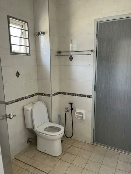 2-storey Terraced House for Rent in Sunway Spk (Kuala Lumpur) - Ryan Cheah - Bathroom - PropertyGuru.com.my