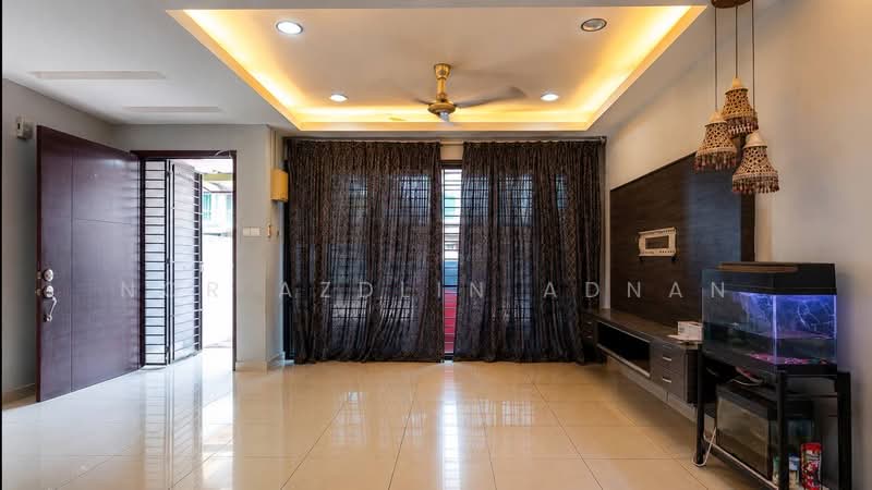 Rumah Teres 3 Tingkat untuk Dijual di Sentosa Villa (Kajang) - Nor Azdlin Adnan - PropertyGuru.com.my