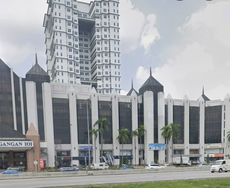 Shop / Office for Rent in Bandar Puteri Puchong (Puchong) - Kelly Kew - Exterior - PropertyGuru.com.my