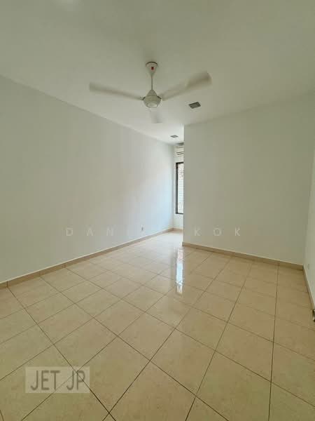 Rumah Teres 2 Tingkat untuk Dijual di Bandar Bukit Tinggi 2 (Klang) - Daniel Kok - Living Room - PropertyGuru.com.my