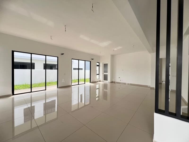 Semi-Detached House for Rent in Setia Tropika (Johor Bahru) - Warren Tay - PropertyGuru.com.my