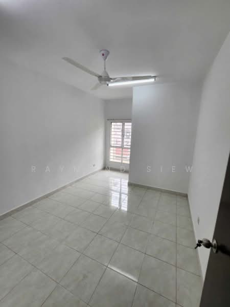 Semi-Detached House for Sale in Sutera Damansara (Damansara Damai) - Raymond Siew - Interior - PropertyGuru.com.my