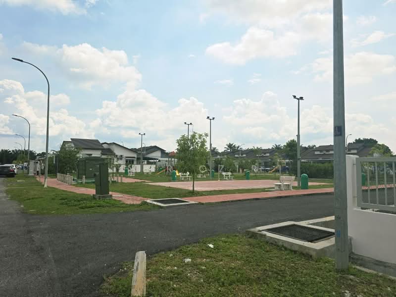 1-storey Terraced House for Sale in Petaling Jaya (Selangor) - Nor Ozir - Exterior - PropertyGuru.com.my