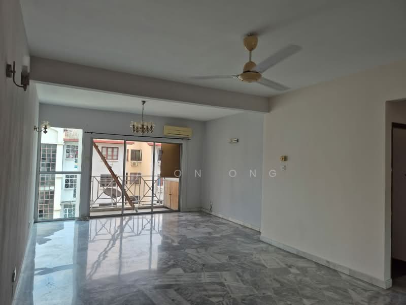 Condominium for Sale at Sri Ayu - Aaron Ong - Living Room - PropertyGuru.com.my