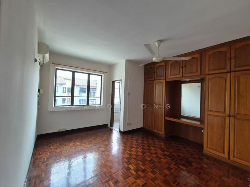 Condominium for Sale at Sri Ayu - Aaron Ong - Bedroom - PropertyGuru.com.my