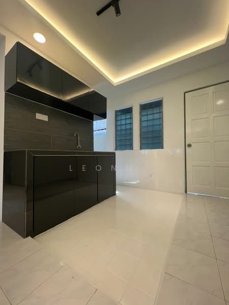 Pangsapuri untuk Dijual di Permata Apartment - Leong . - Kitchen - PropertyGuru.com.my