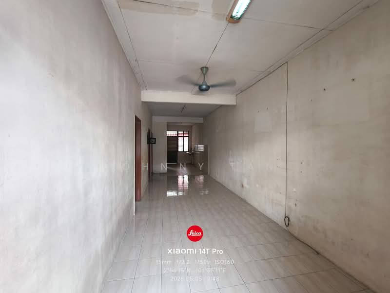 1-storey Terraced House for Sale in Bandar Saujana Putra (Tanjong Duabelas) - Johnny Tan - PropertyGuru.com.my