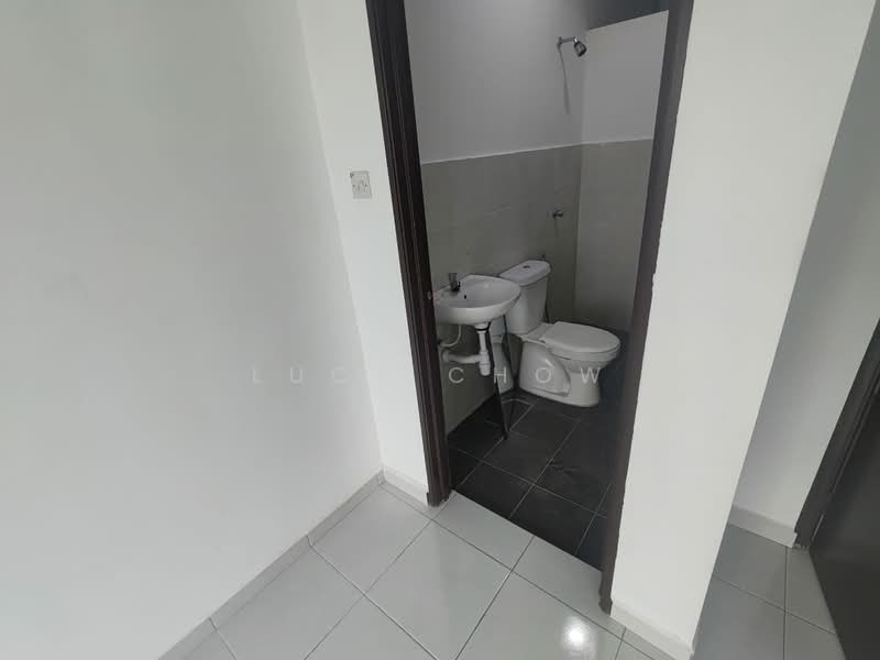 Terraced House for Rent in Taman Kundang Jaya (Rawang) - Lucy Chow - Bathroom - PropertyGuru.com.my