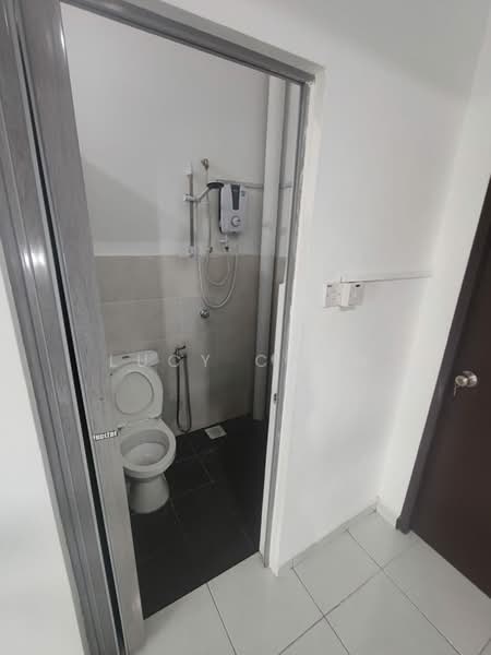 Terraced House for Rent in Taman Kundang Jaya (Rawang) - Lucy Chow - Bathroom - PropertyGuru.com.my
